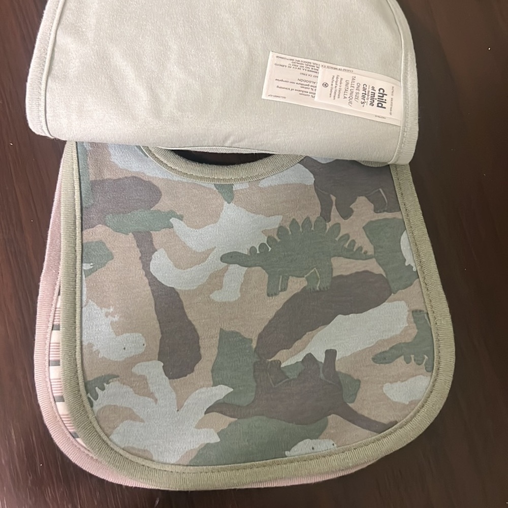 Carter’s boy bib bundle - Picture 2 of 3